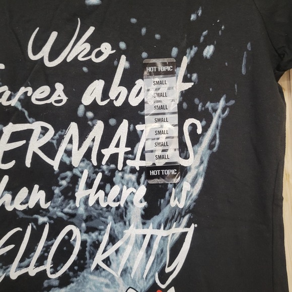 Sanrio Hello Kitty Mighty Topic Graphic Shirt S - Picture 2 of 3